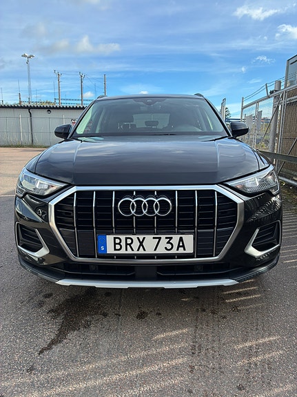 Audi Q3 3 of 14