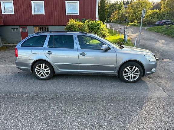 Skoda Octavia 3 of 4