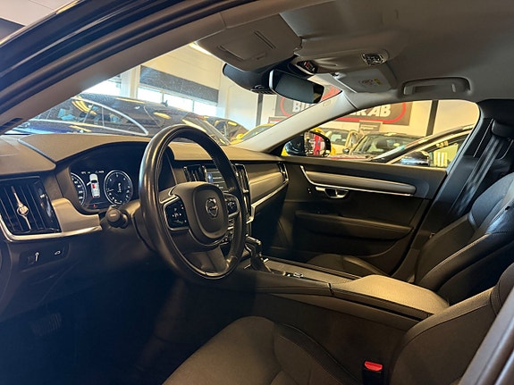 Volvo V90 11 of 22