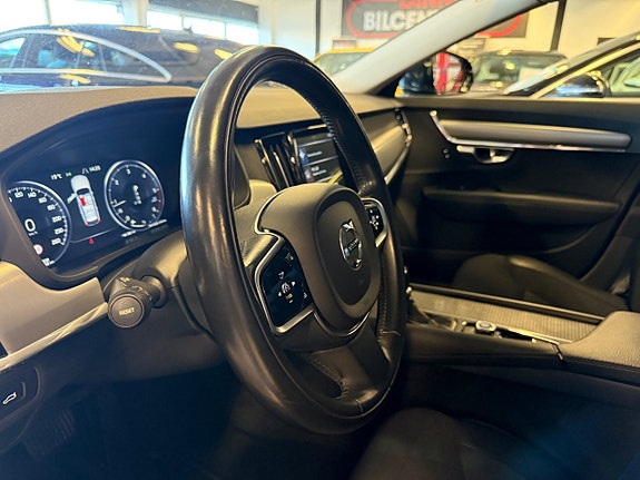 Volvo V90 12 of 22