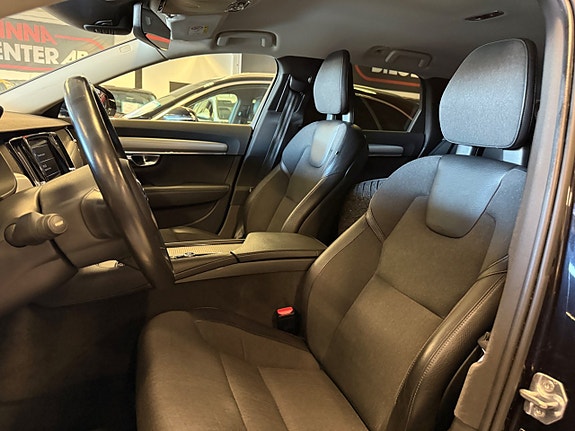 Volvo V90 14 of 22