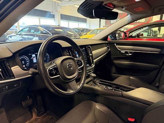 Volvo V90 10 of 20