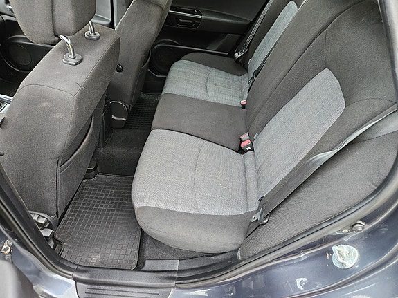 Kia Ceed 12 of 19