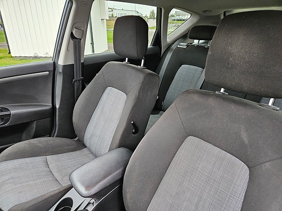Kia Ceed 15 of 19