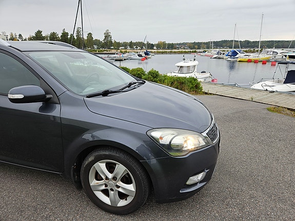 Kia Ceed 10 of 19