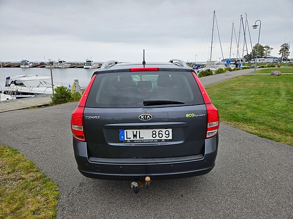 Kia Ceed 9 of 19