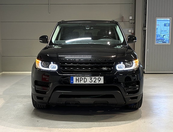 Land Rover Range Rover Sport 4 of 16
