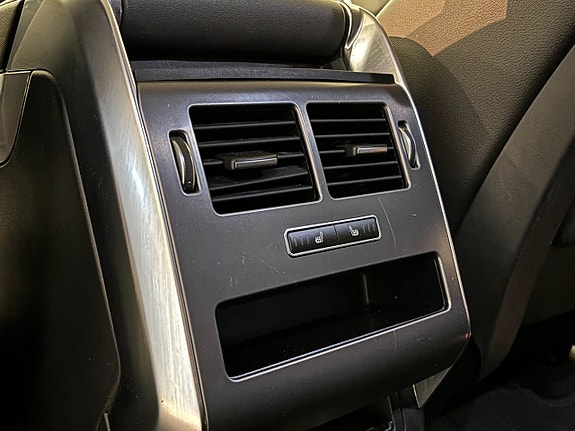 Land Rover Range Rover Sport 13 of 16