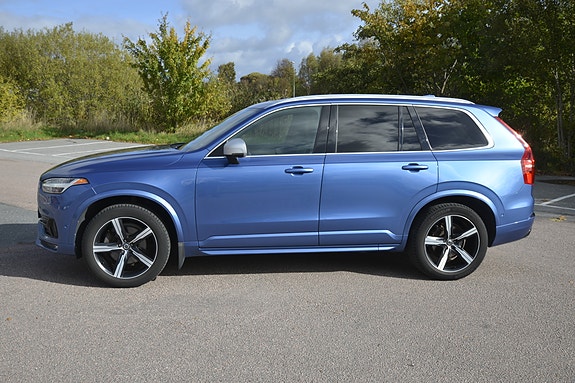 Volvo XC90 5 of 30