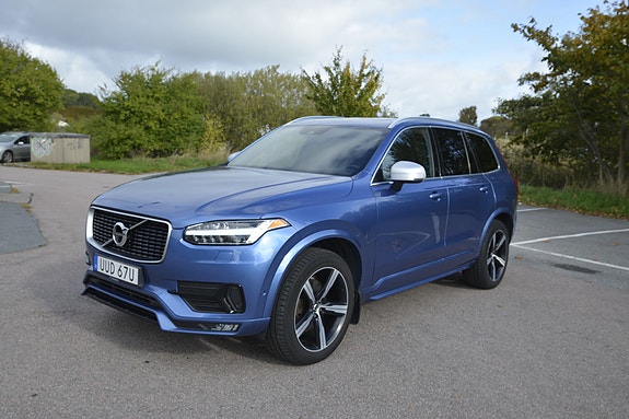 Volvo XC90 12 of 30