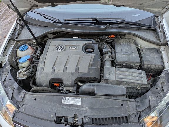 Volkswagen Golf VI 11 of 15