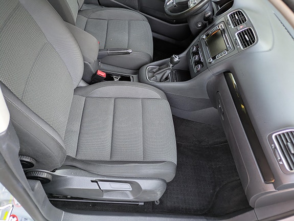 Volkswagen Golf VI 8 of 15