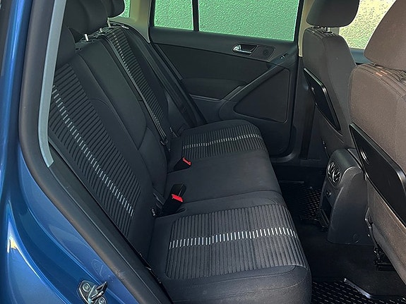 Volkswagen Tiguan 13 of 15