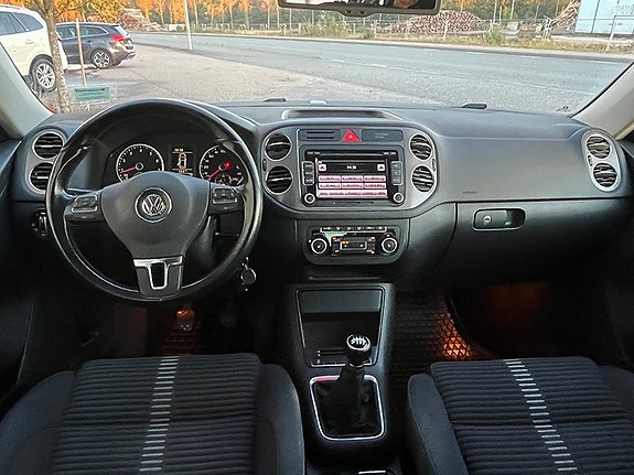 Volkswagen Tiguan 12 of 15