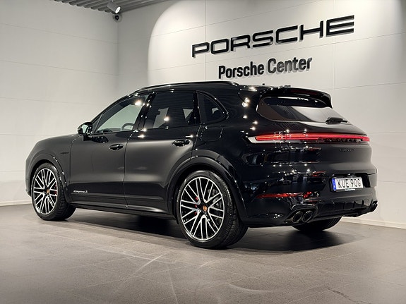 Porsche Cayenne S 5 of 27