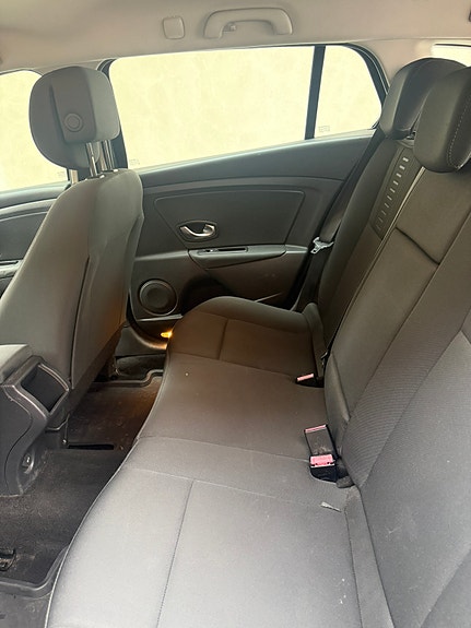 Renault Megane III 7 of 10