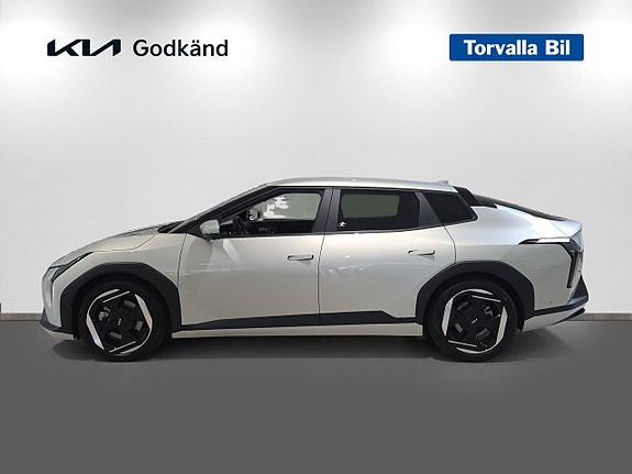 Kia EV4 5 of 15