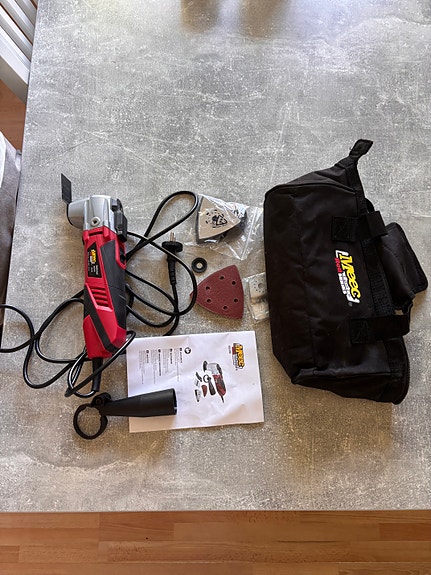 Product image 1 of 3