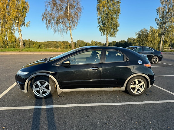 Honda Civic 2 of 8