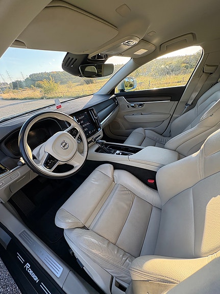 Volvo V90 Cross Country 18 of 21