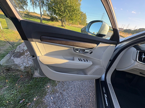 Volvo V90 Cross Country 19 of 21