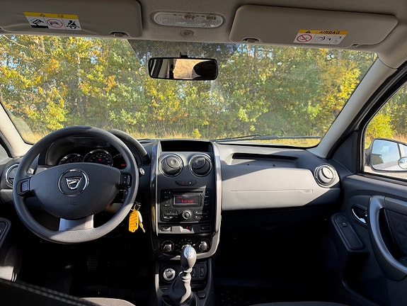 Dacia Duster 8 of 8