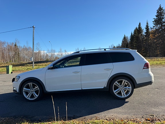 Volkswagen Passat Alltrack 5 of 7