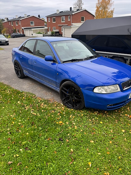 Audi S4 4 of 4