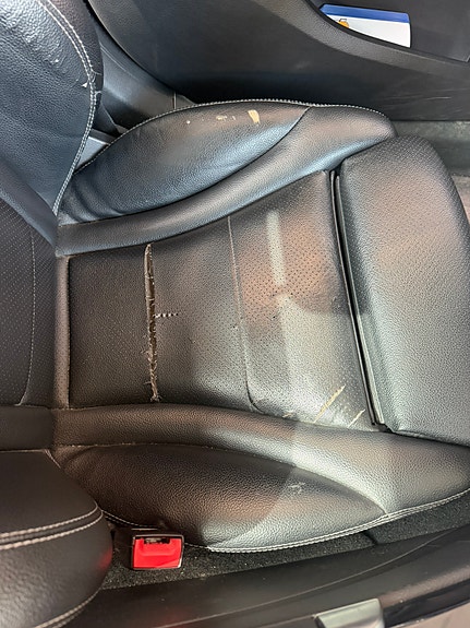 Mercedes-Benz C250 7 of 9