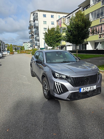 Peugeot 2008 8 of 19