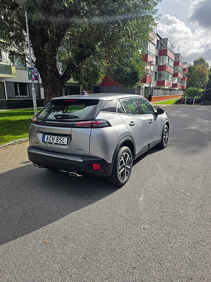 Peugeot 2008 9 of 19