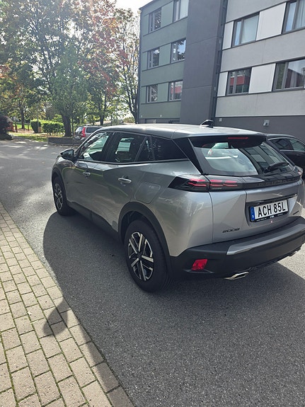Peugeot 2008 10 of 19
