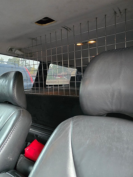 Volvo XC70 2 of 5