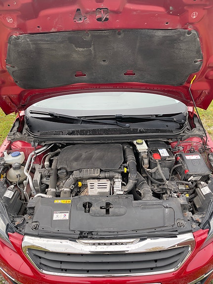 Peugeot 308 SW 10 of 10