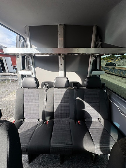 Mercedes-Benz Sprinter 319 11 of 12