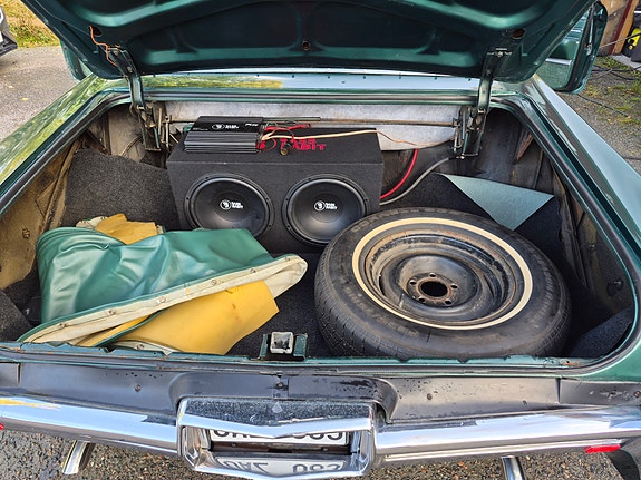 Cadillac Deville 9 of 10