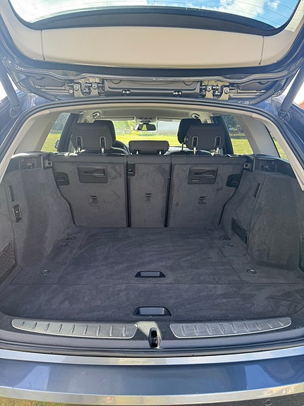 BMW 320d 8 of 16