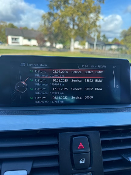 BMW 320d 16 of 16