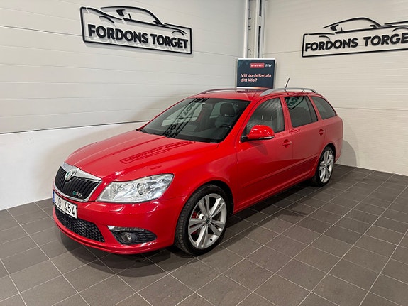 Skoda Octavia 2 of 16