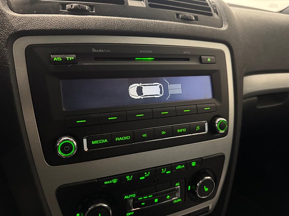 Skoda Octavia 14 of 16