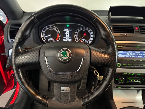 Skoda Octavia 11 of 16