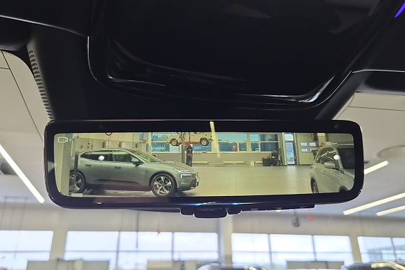 Polestar 4 16 of 23