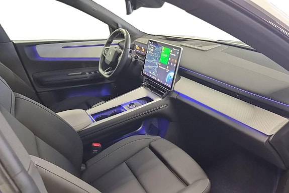 Polestar 4 11 of 23