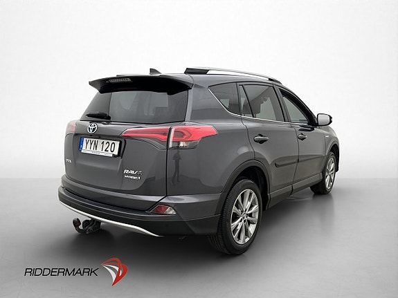Toyota RAV4 9 of 30