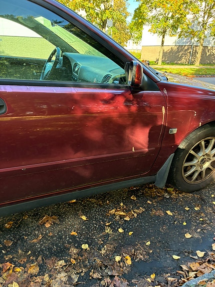 Volvo V40 4 of 5