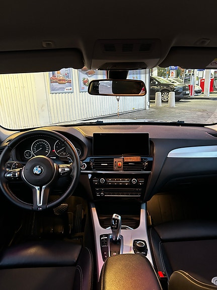 BMW X3 8 of 10