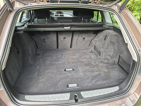 BMW 318d 6 of 10