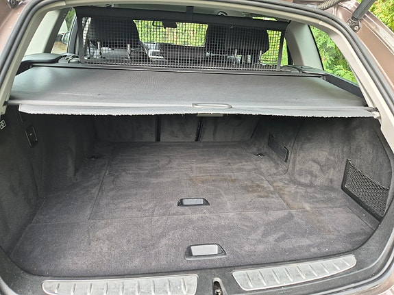 BMW 318d 8 of 10