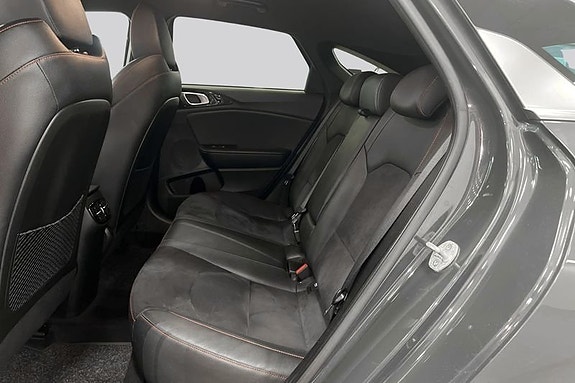 Kia ProCeed 8 of 25