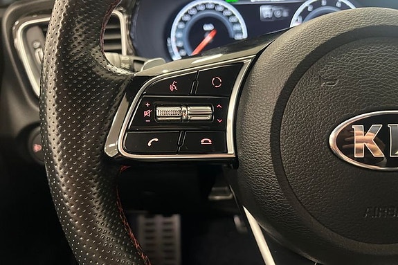 Kia ProCeed 13 of 25